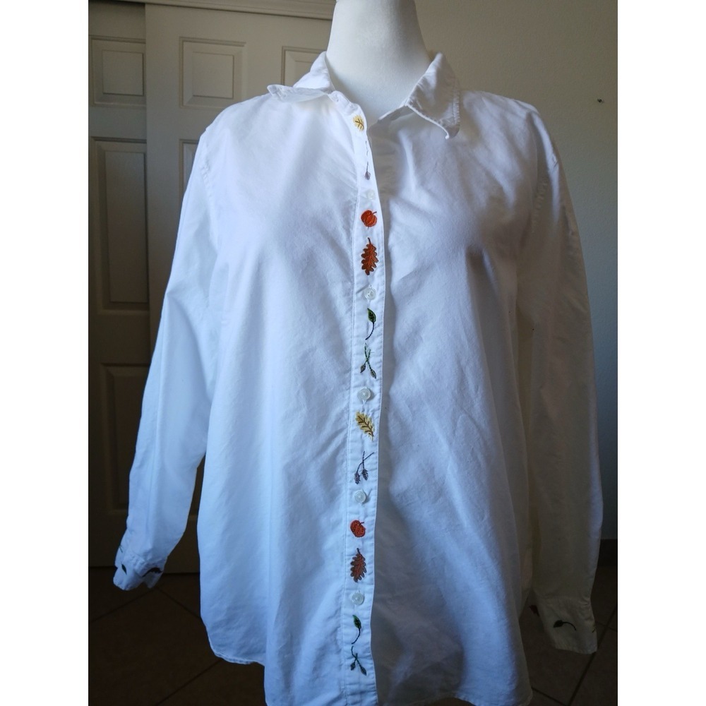 Cherokee Woman 22W White Cotton Embroidered Fall Leaves Button Down Shirt Casual - Picture 2 of 16